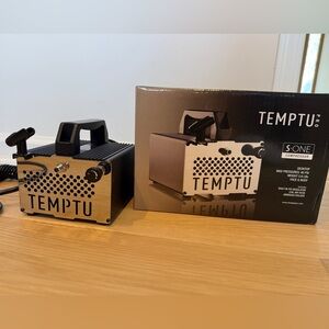 Temptu S-One Airbrush Compressor